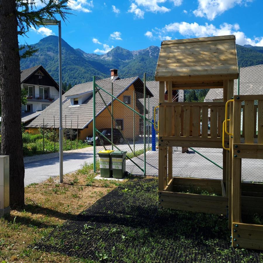 Apartma Nina Бохин Екстериор снимка